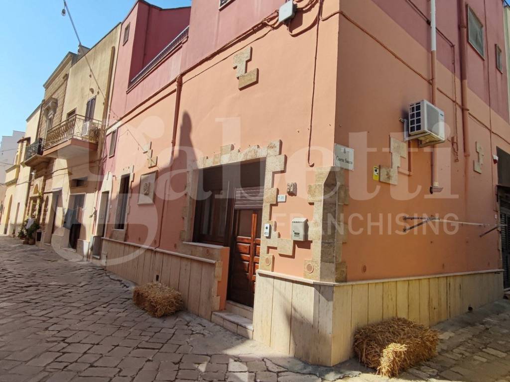 appartamento in vendita ad Ugento in zona Torre San Giovanni