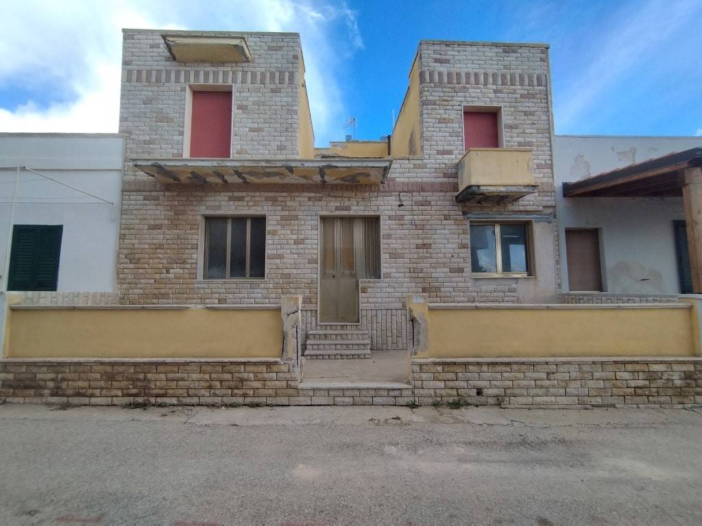 casa indipendente in vendita ad Ugento in zona Torre San Giovanni