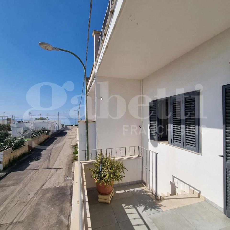 appartamento in vendita ad Ugento in zona Torre San Giovanni