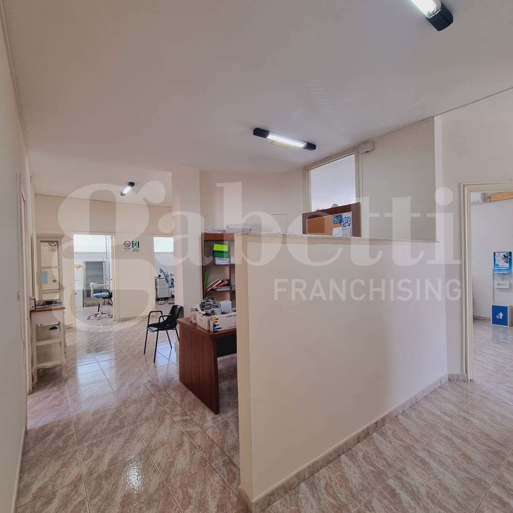 casa indipendente in vendita ad Ugento
