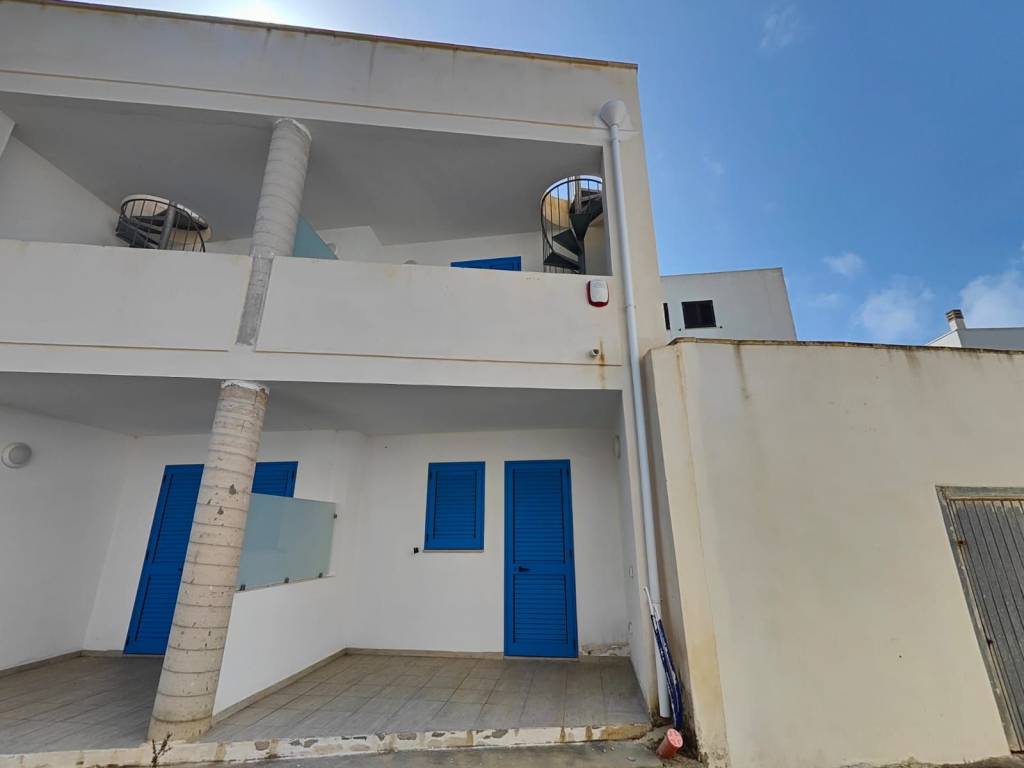 casa indipendente in vendita ad Ugento in zona Torre Mozza