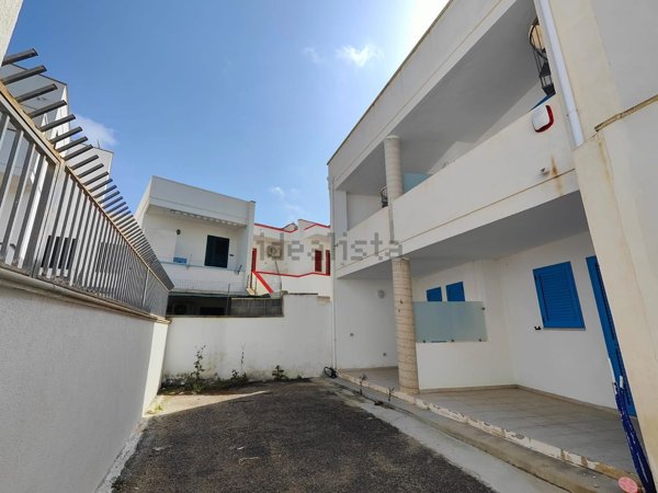 casa indipendente in vendita ad Ugento in zona Torre Mozza