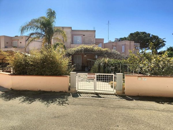 appartamento in vendita ad Ugento in zona Lido Marini