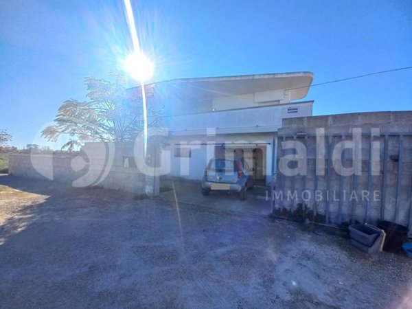 casa indipendente in vendita ad Ugento