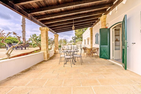 casa indipendente in vendita ad Ugento in zona Lido Marini