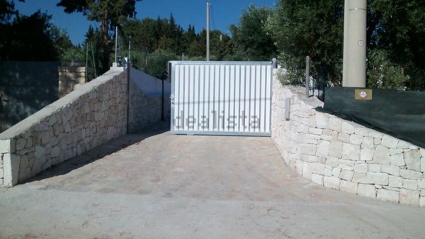 casa indipendente in vendita ad Ugento