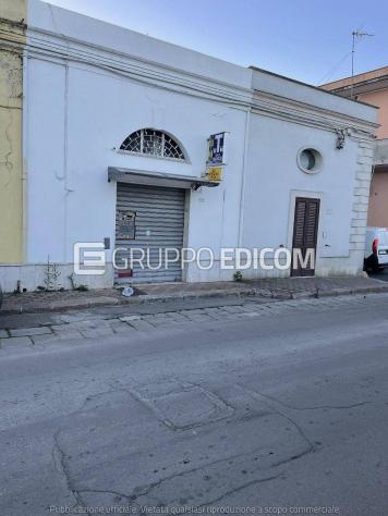 negozio in vendita ad Ugento