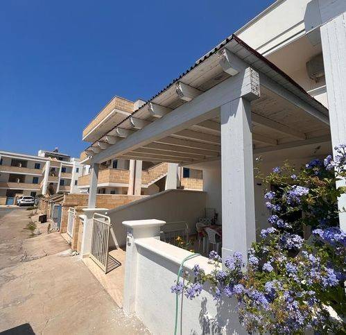 casa indipendente in vendita ad Ugento in zona Torre Mozza