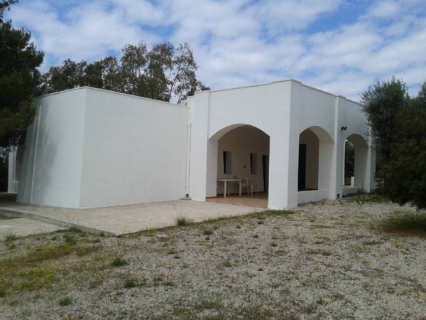 casa indipendente in vendita ad Ugento