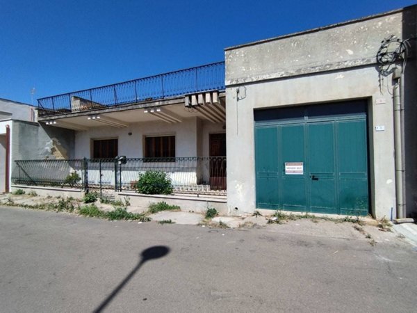 casa indipendente in vendita ad Ugento