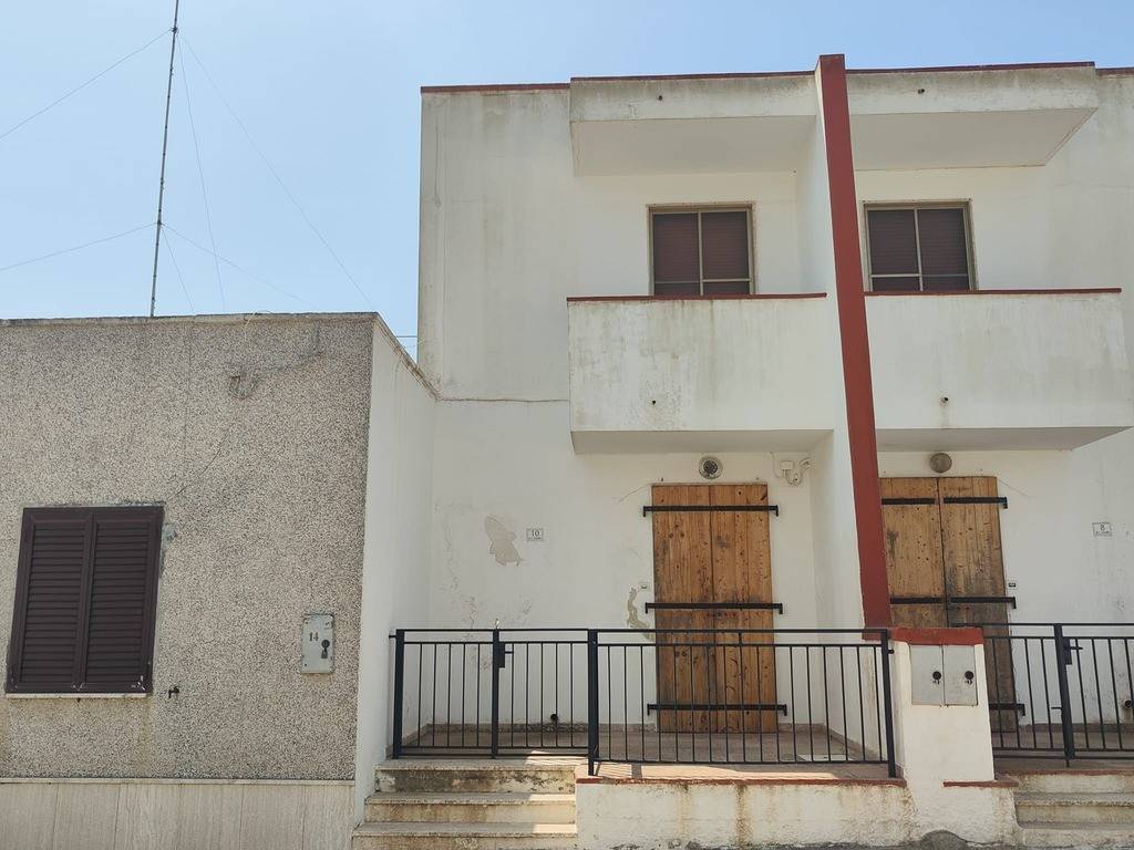 casa indipendente in vendita ad Ugento in zona Torre Mozza