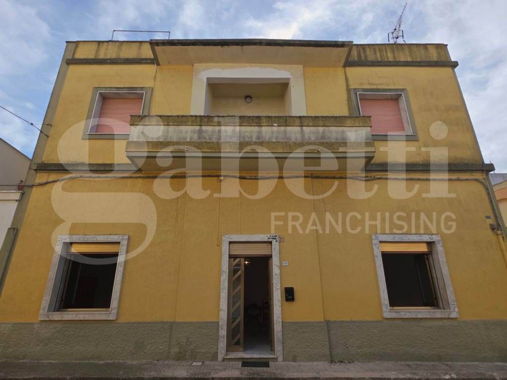 casa indipendente in vendita ad Ugento