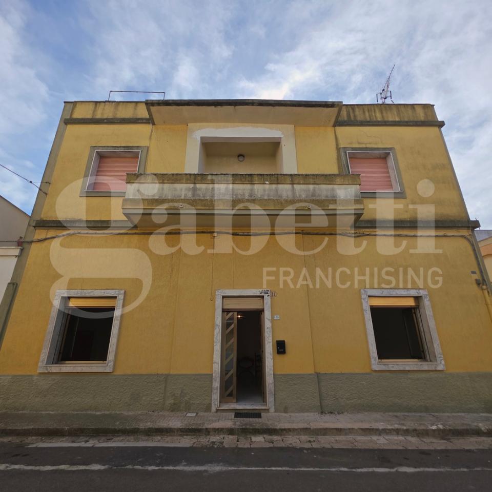 casa indipendente in vendita ad Ugento