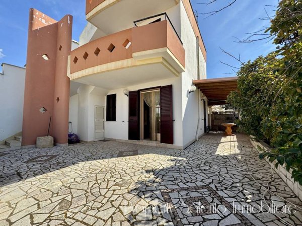 appartamento in vendita ad Ugento in zona Torre San Giovanni