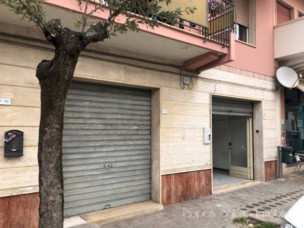 negozio in vendita ad Ugento