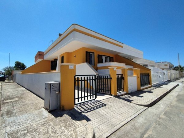 casa indipendente in vendita ad Ugento in zona Torre San Giovanni