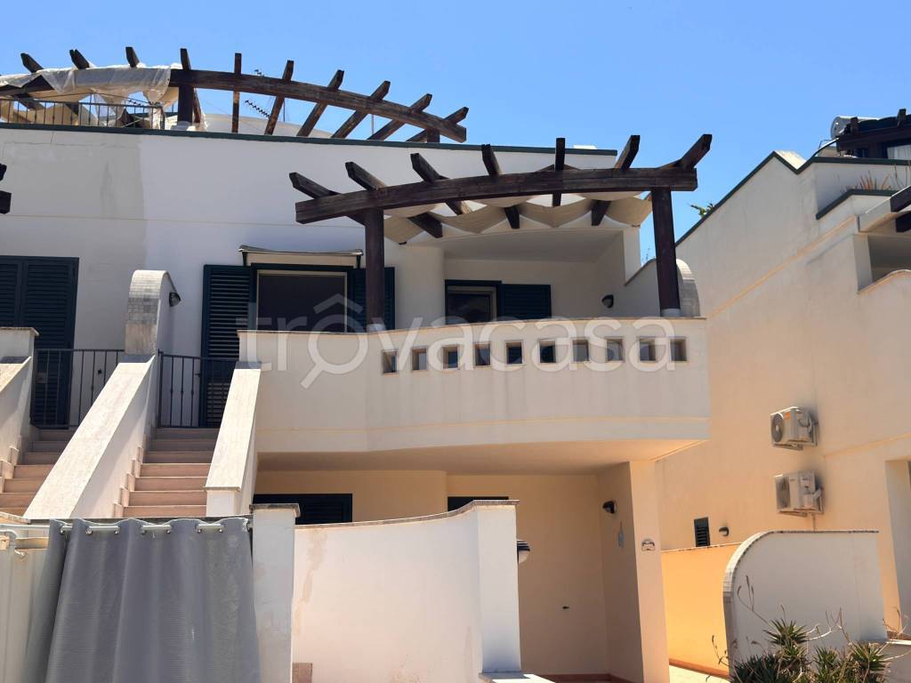 casa indipendente in vendita ad Ugento in zona Lido Marini