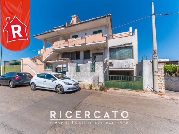 locale commerciale in vendita ad Ugento