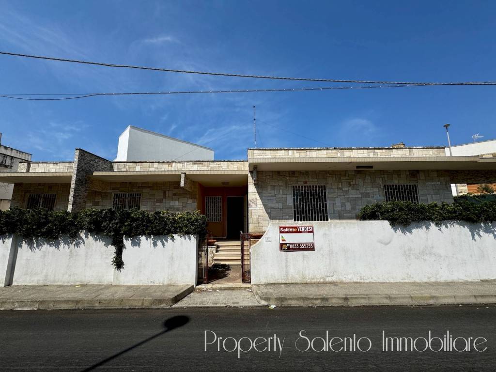 casa indipendente in vendita ad Ugento in zona Torre San Giovanni