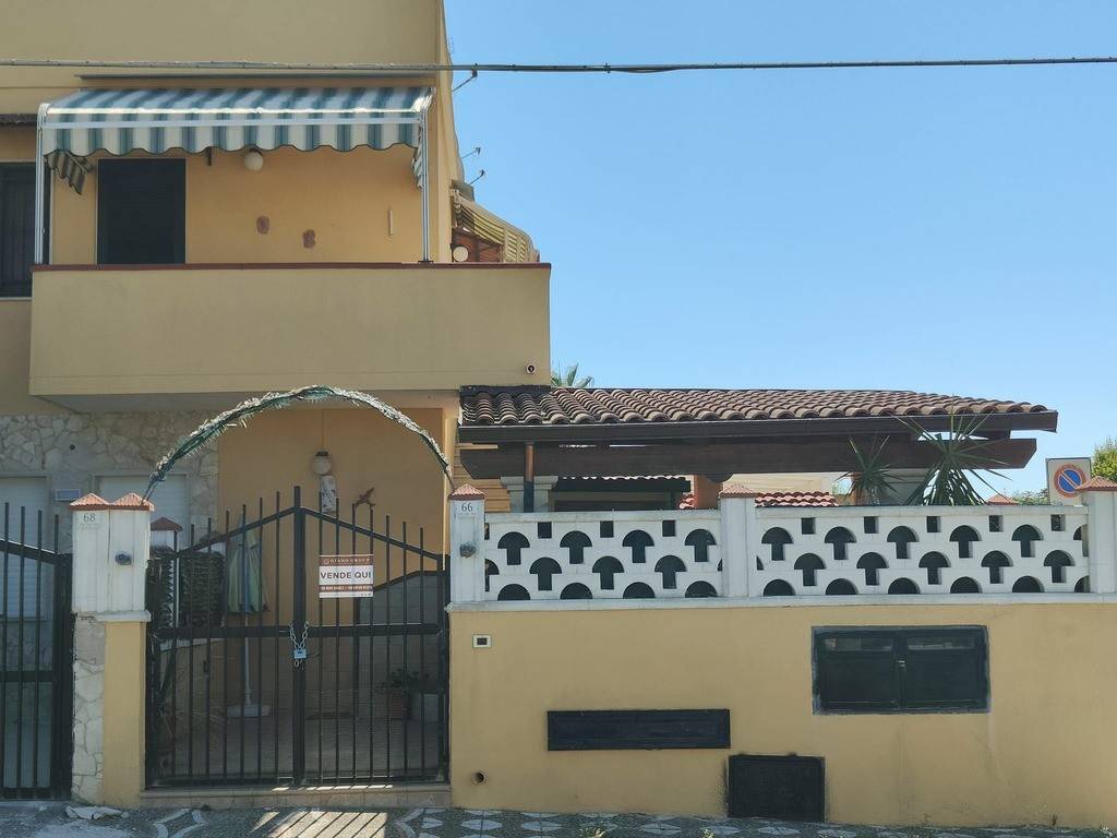 appartamento in vendita ad Ugento in zona Lido Marini