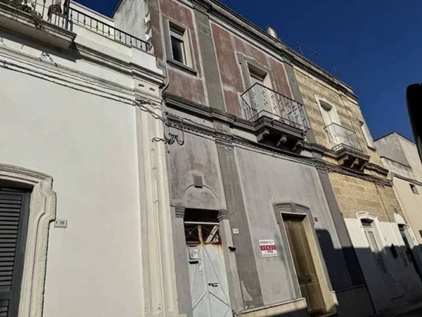 casa indipendente in vendita ad Ugento