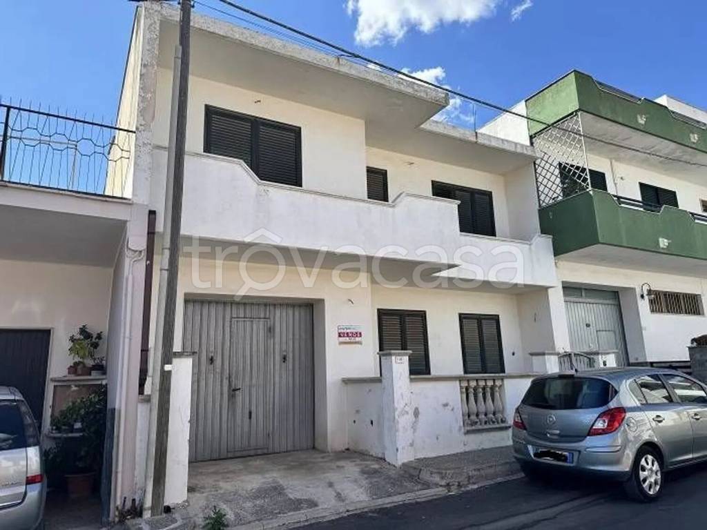 casa indipendente in vendita ad Ugento