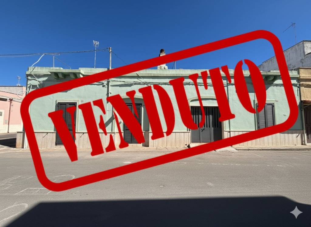 casa indipendente in vendita ad Ugento