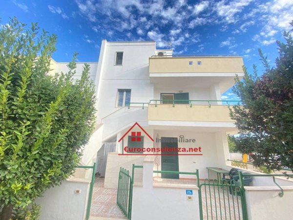 appartamento in vendita ad Ugento in zona Torre San Giovanni