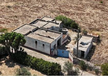 casa indipendente in vendita ad Ugento