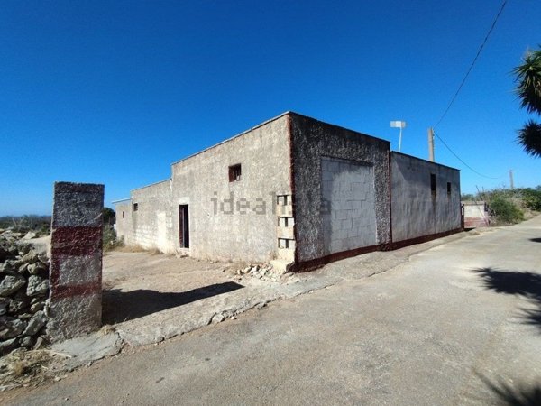 casa indipendente in vendita ad Ugento in zona Torre San Giovanni