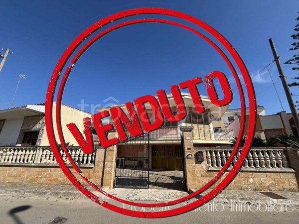casa indipendente in vendita ad Ugento
