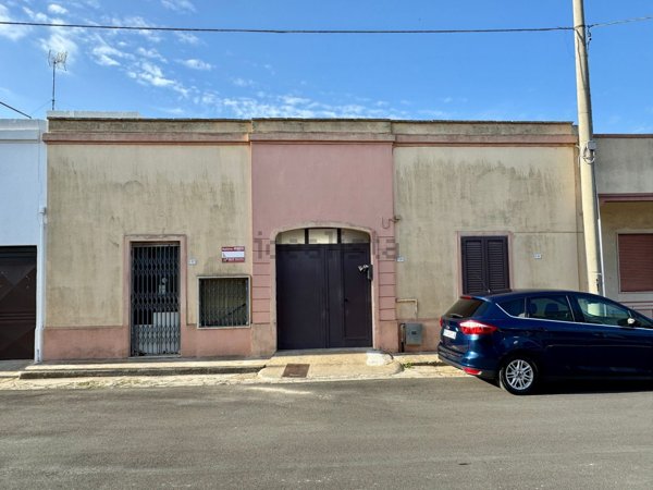 casa indipendente in vendita ad Ugento