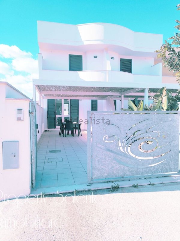 casa indipendente in vendita ad Ugento