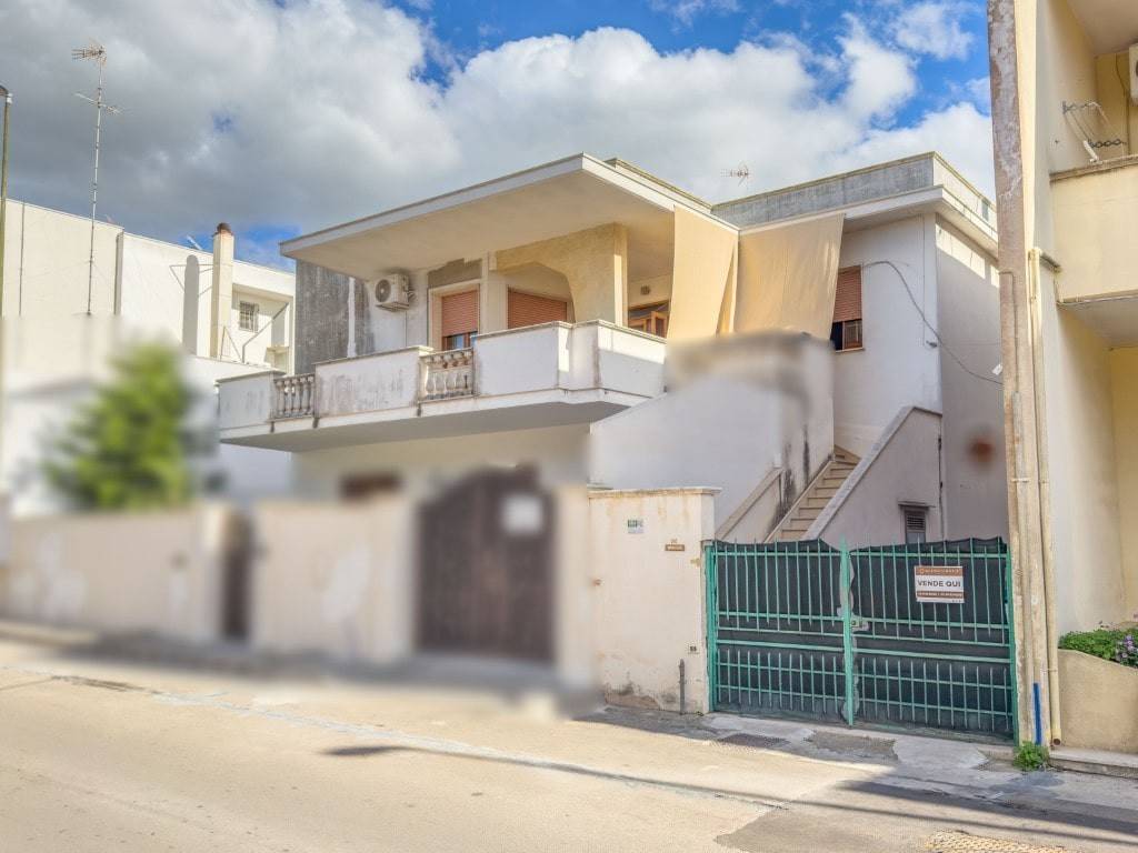 appartamento in vendita ad Ugento in zona Torre San Giovanni