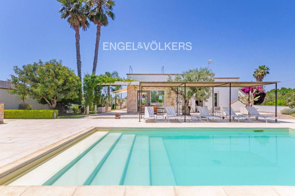 casa indipendente in vendita ad Ugento