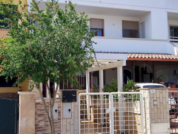 appartamento in vendita ad Ugento in zona Torre San Giovanni