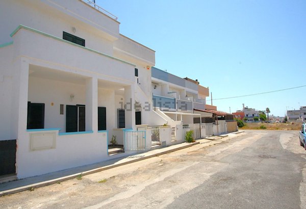 appartamento in vendita ad Ugento in zona Torre San Giovanni