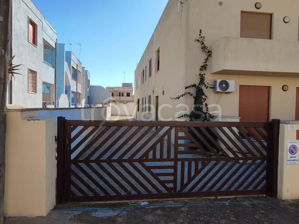 appartamento in vendita ad Ugento in zona Torre San Giovanni