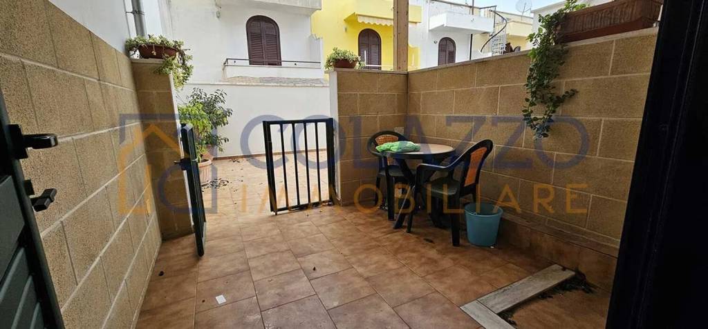 appartamento in vendita ad Ugento in zona Torre San Giovanni