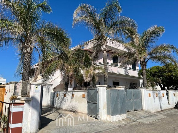 appartamento in vendita ad Ugento in zona Torre San Giovanni