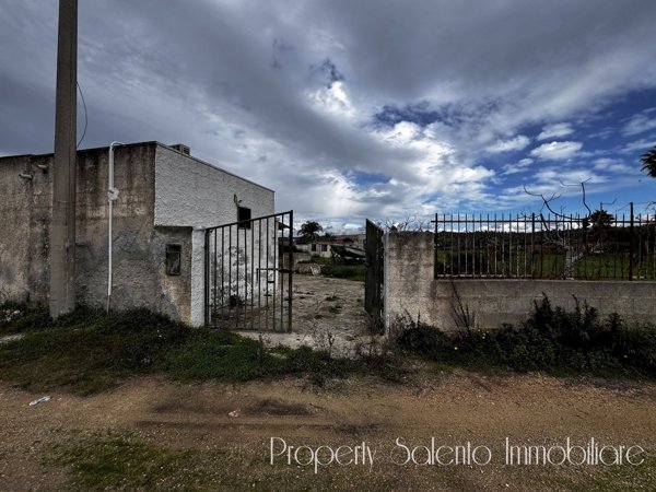casa indipendente in vendita ad Ugento in zona Torre Mozza