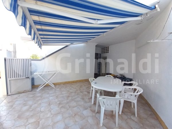 casa indipendente in vendita ad Ugento in zona Torre Mozza