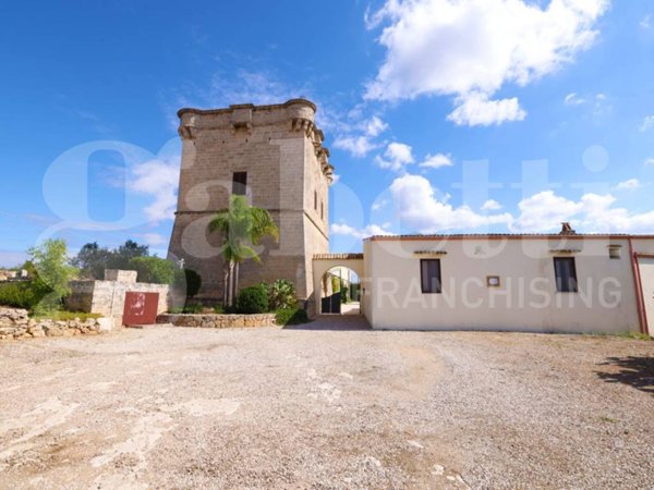 casa indipendente in vendita ad Ugento in zona Torre San Giovanni