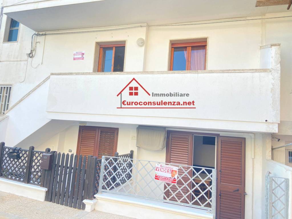 appartamento in vendita ad Ugento in zona Torre San Giovanni