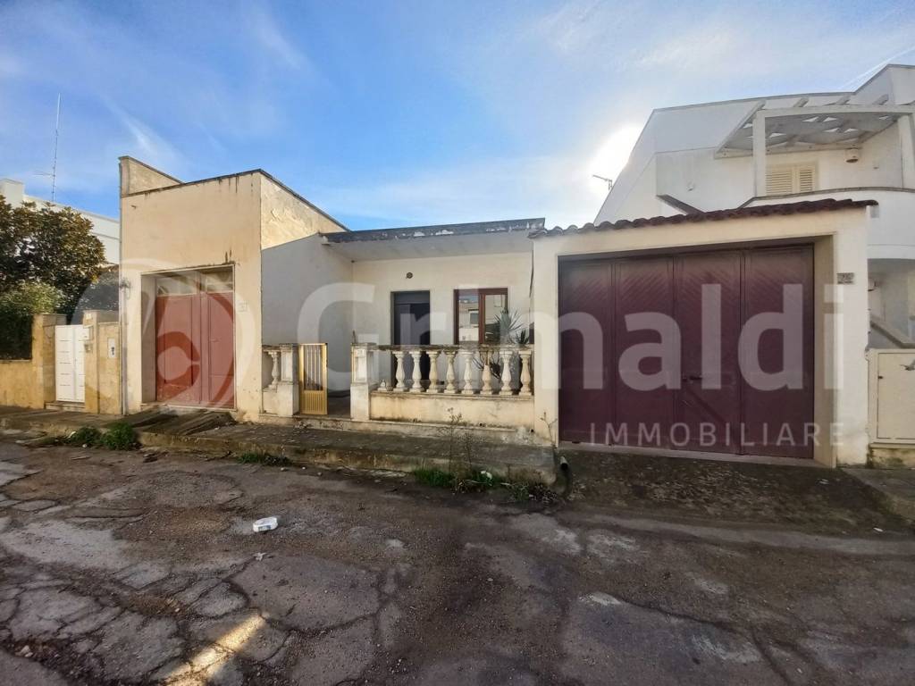 casa indipendente in vendita ad Ugento in zona Torre San Giovanni