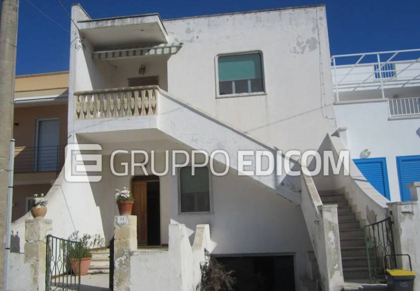 appartamento in vendita ad Ugento in zona Lido Marini