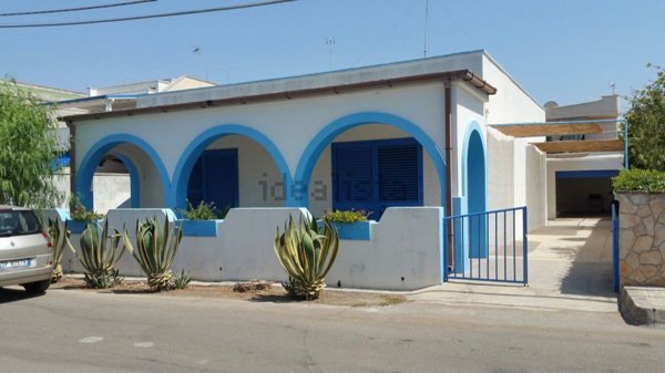 casa indipendente in vendita ad Ugento in zona Torre San Giovanni