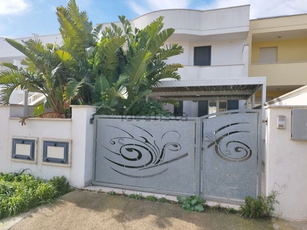 casa indipendente in vendita ad Ugento in zona Torre San Giovanni