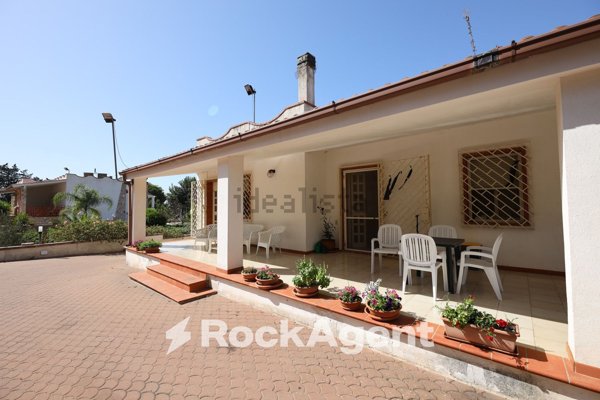 casa indipendente in vendita ad Ugento