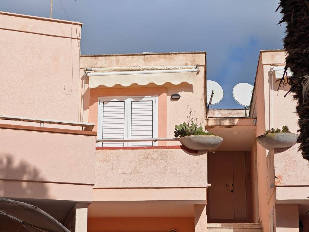 appartamento in vendita ad Ugento in zona Lido Marini